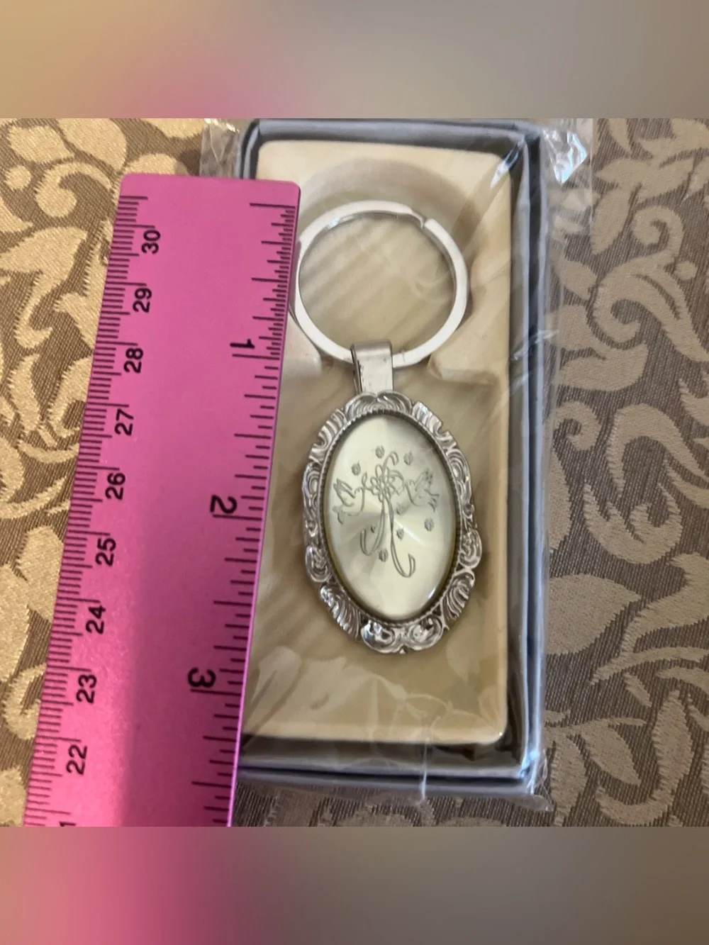 Two Doves Keychain Still In Box New Gift